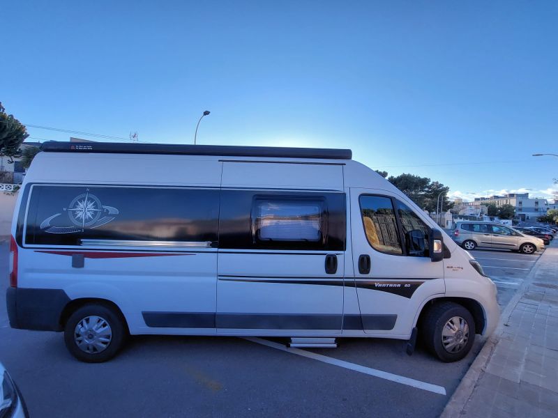 En venta Hobby Vantana K60FT Blanco 2017 Alicante foto 3