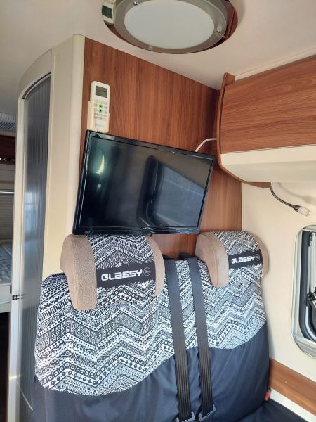 En venta Hobby Vantana K60FT Blanco 2017 Alicante foto 14