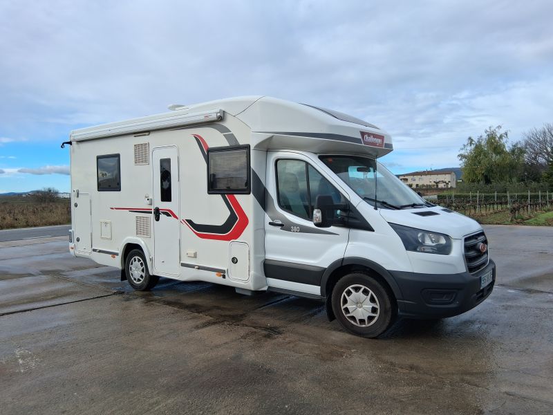 En venta Challenger 380 start edition Blanco 2021 Barcelona foto 13