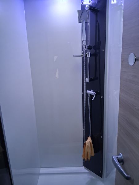 En venta Challenger 380 start edition Blanco 2021 Barcelona foto 21