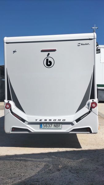 En venta Benimar Tessoro 496 Blanco 2025 Madrid foto 2