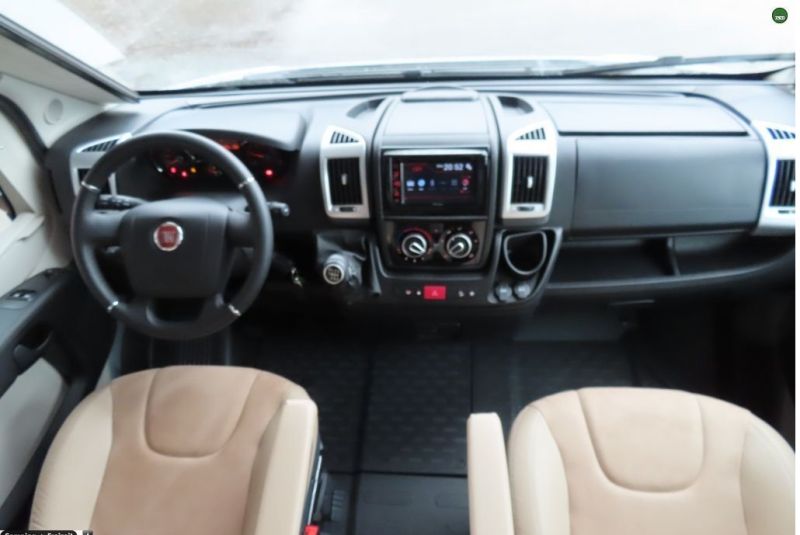 En venta Adria   Coral Supreme 670 SC ALDE  Blanco 2019 Madrid foto 17