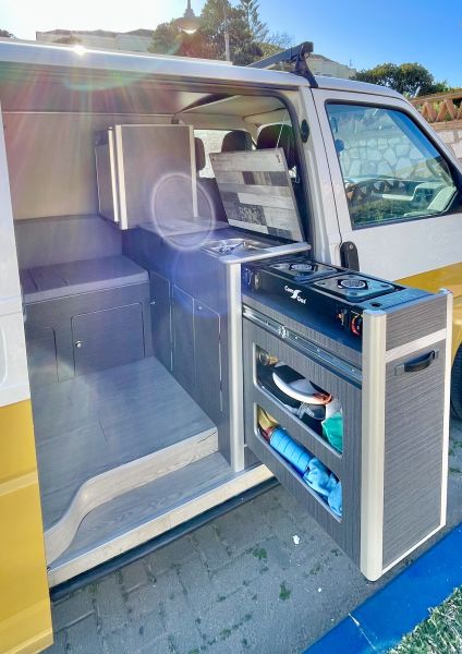 En venta Volkswagen Transporter T4 2.5 TDi Amarillo 2001 Málaga foto 7