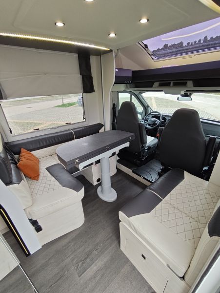 En venta Challenger 396 Graphite Premium Blanco 2022 Barcelona foto 10