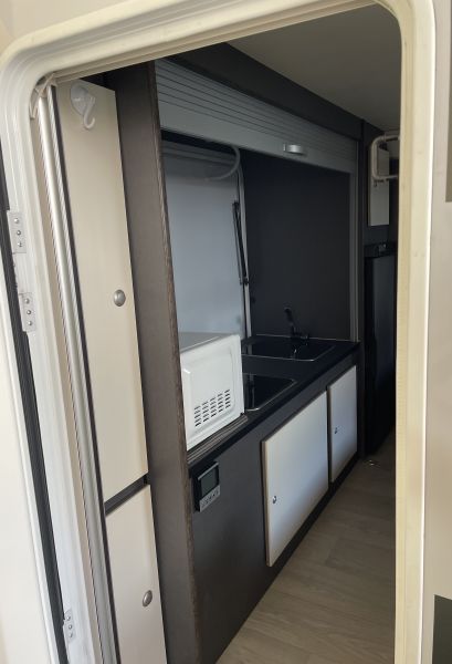 En venta Across AVENTOUR  Blanco 2025 Álava foto 2