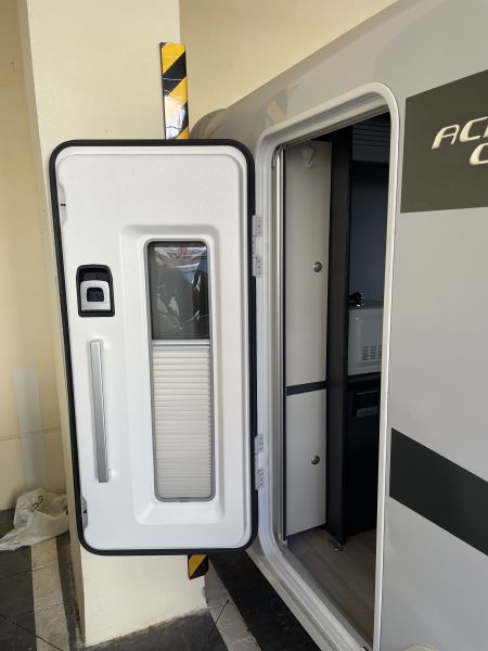 En venta Across AVENTOUR  Blanco 2025 Álava foto 3