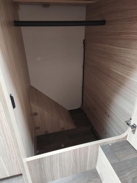 En venta Sunlight I68 Metálico 2021 Barcelona foto 6