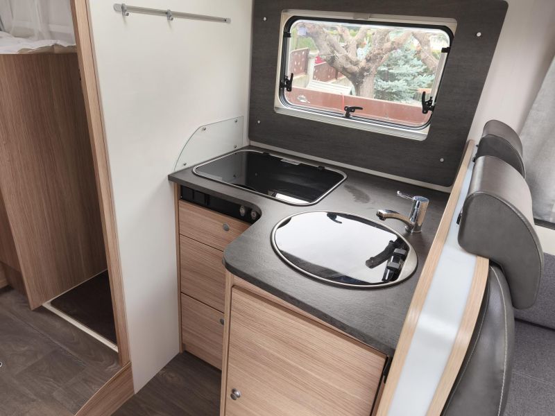 En venta Sunlight I68 Metálico 2021 Barcelona foto 16