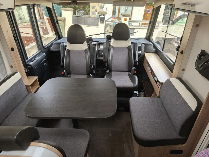 En venta Sunlight I68 Metálico 2021 Barcelona foto 18