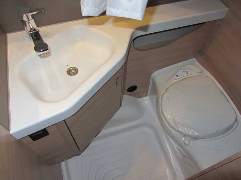 En venta Knaus SUDWIND 420 QD Blanco 2026 Sevilla foto 10