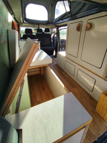 En venta Volkswagen Transporter 4Motion T6.1  Gris 2020 Sevilla foto 7