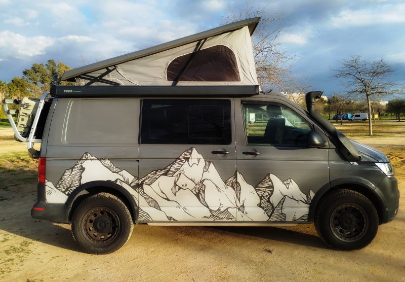 En venta Volkswagen Transporter 4Motion T6.1  Gris 2020 Sevilla foto 11