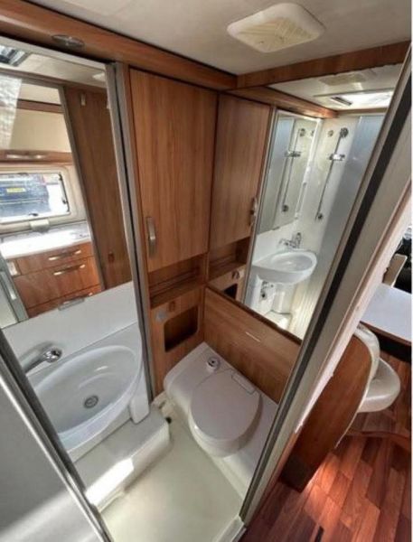 En venta Hymer / Eriba / Hymercar Fiat Ducato 150 C.V Blanco 2013 Guipúzcoa foto 17