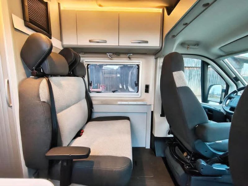 En venta Hymer / Eriba / Hymercar Free540 Azul 2020 Cáceres foto 16