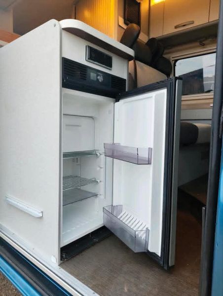 En venta Hymer / Eriba / Hymercar Free540 Azul 2020 Cáceres foto 19