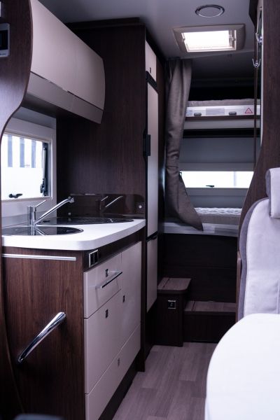 En venta Benimar S340UP Blanco 2022 Madrid foto 3