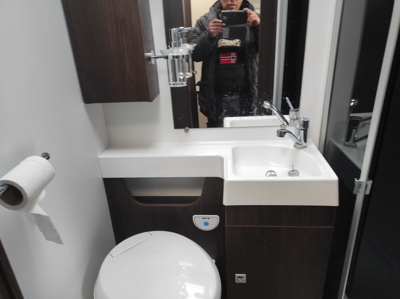 En venta Benimar S340UP Blanco 2022 Madrid foto 7