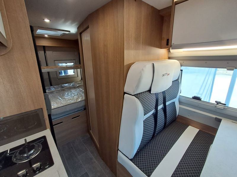 En venta Giotti LineGlobecar Giottiline Fiat Ducato Giottivan 60 B 140 Privilege Sport Edition Blanco 2026 Barcelona foto 19