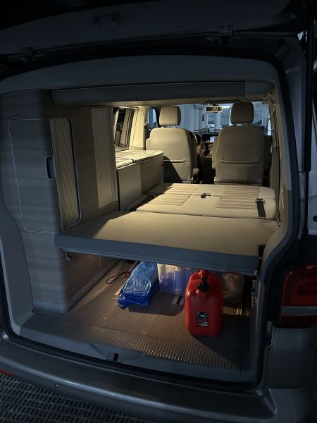 En venta Volkswagen Califòrnia ocean T5 Gris 2015 Barcelona foto 10