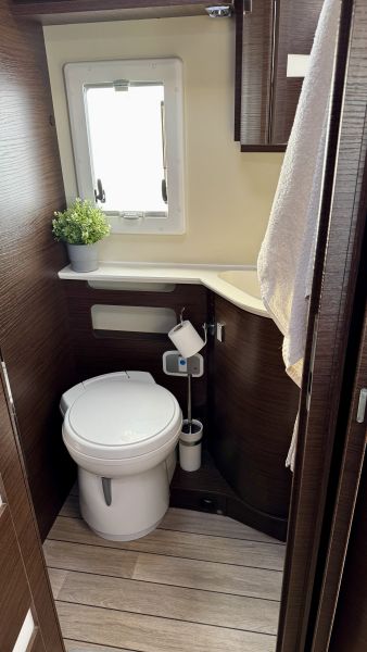 En venta Mobilvetta k-yacht 85 2021 Málaga foto 10