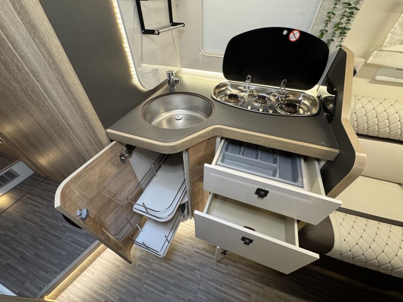 En venta Mobilvetta KEAP86 Blanco 2022 Málaga foto 4