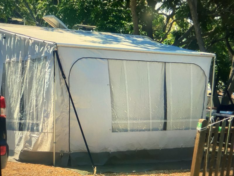 En venta Sterckeman Starlett 470 pe 2015 Cádiz foto 2