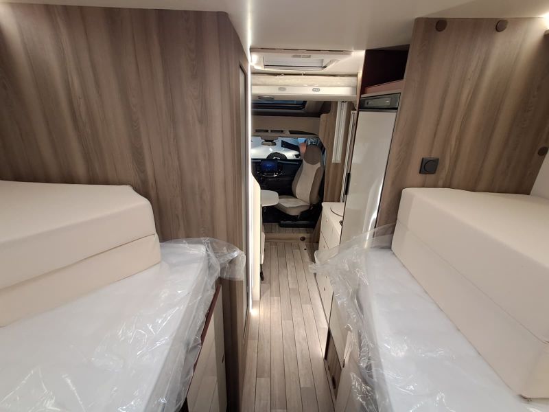 En venta Roller Team Roller Team Ford Kronos 281 TL Fit Open Air 165 CV Manual Blanco 2026 Barcelona foto 17