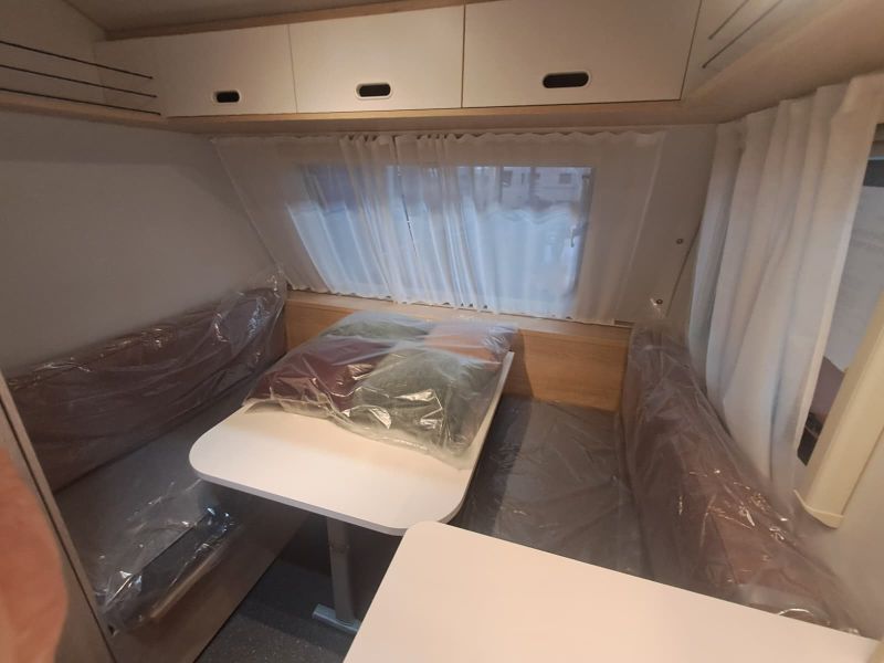 En venta Adria Adria Aviva 360 DK Lite 2026 Blanco 2026 Barcelona foto 8