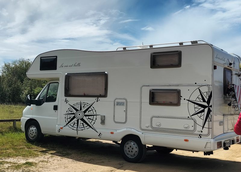 En venta Fiat Ducato.modelo TRIGANO Blanco 2003 Teruel foto 2