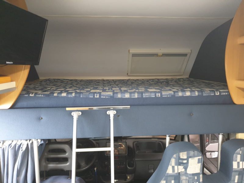 En venta Fiat Ducato.modelo TRIGANO Blanco 2003 Teruel foto 4