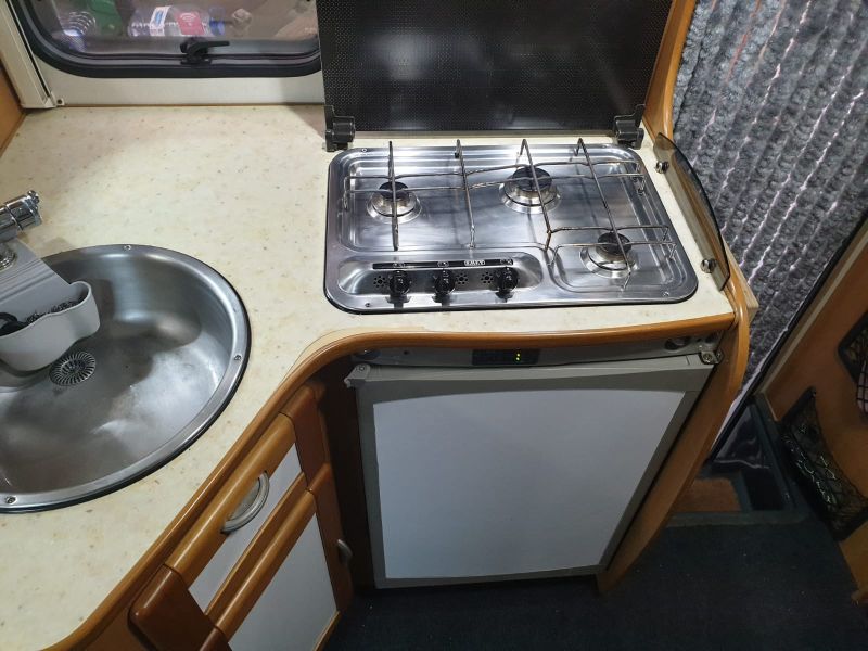 En venta Fiat Ducato.modelo TRIGANO Blanco 2003 Teruel foto 5