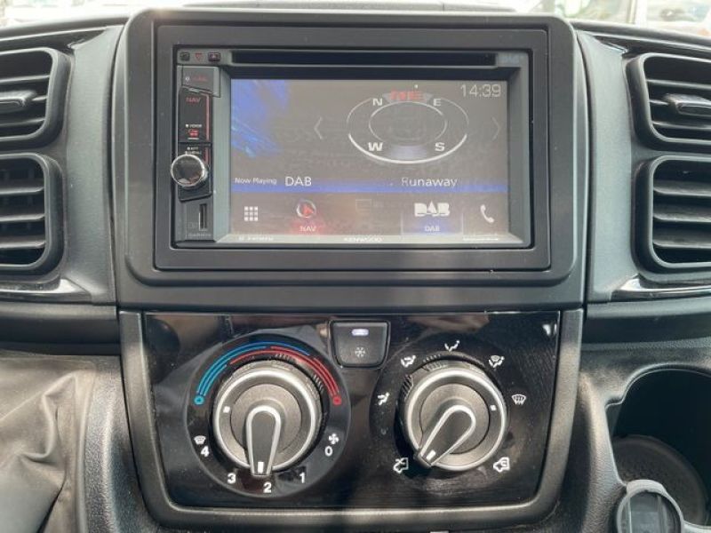 En venta Adria Adria Matrix Supreme 670 SL Blanco 2022 Madrid foto 12