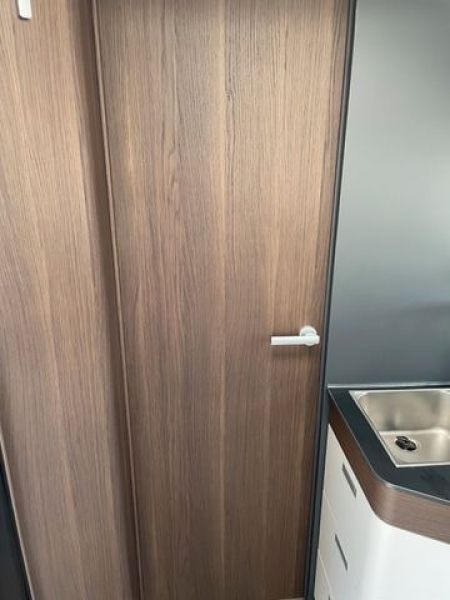 En venta Adria Adria Matrix Supreme 670 SL Blanco 2022 Madrid foto 20