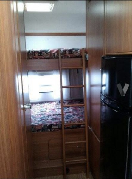 En venta Adria Sport A 680 SK Blanco 2011 Barcelona foto 4