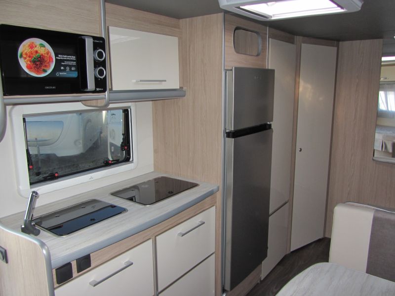 En venta Across Safari 502 CDL  Blanco 2026 Sevilla foto 7