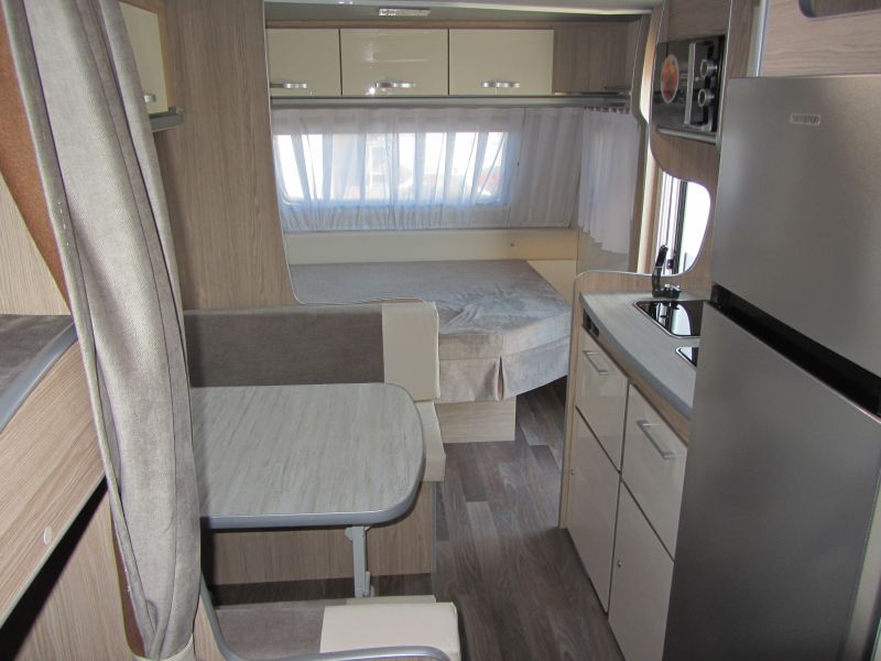 En venta Across Safari 502 CDL  Blanco 2026 Sevilla foto 11