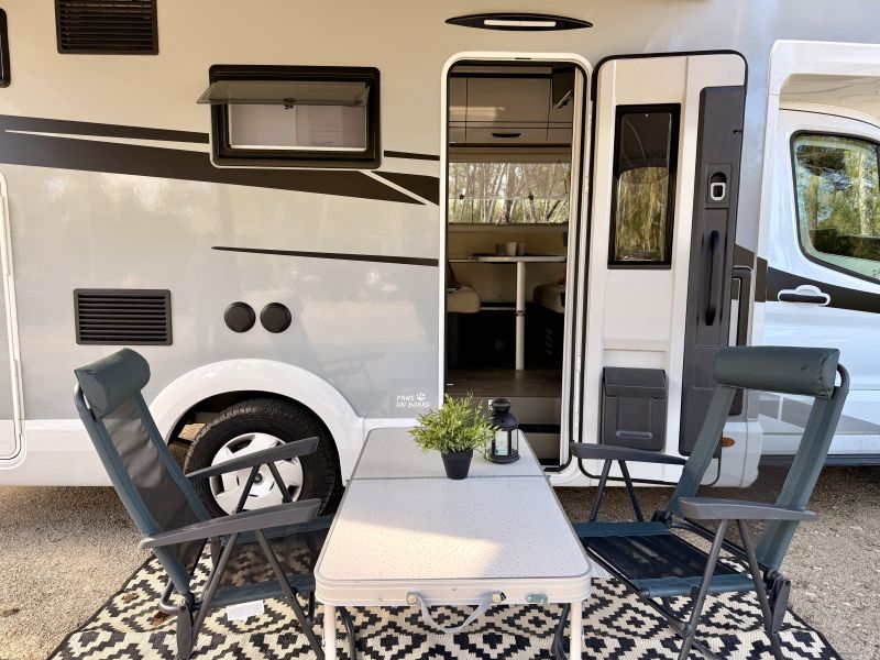 En venta McLouis Glamys 320 Blanco 2025 Cádiz foto 2