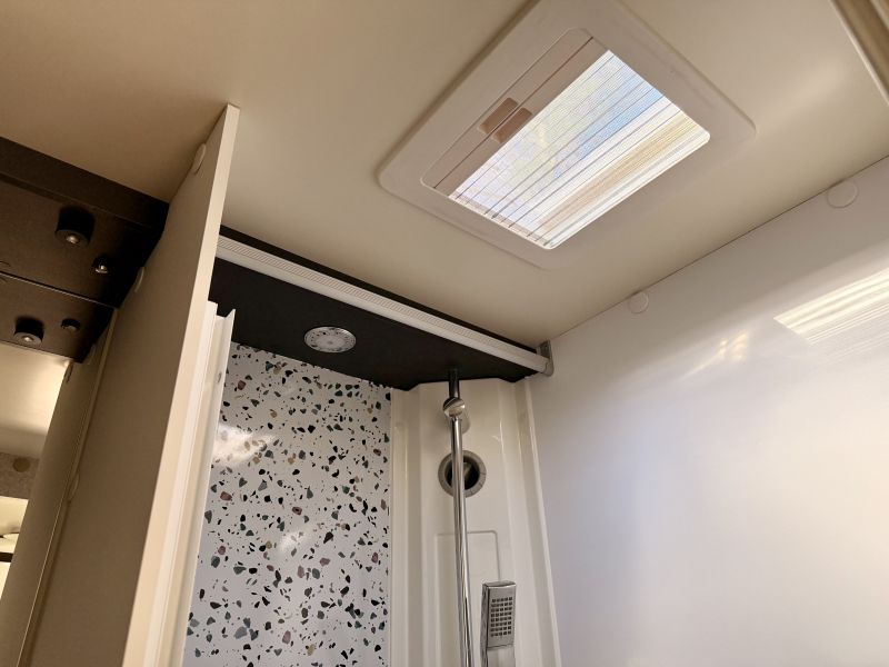 En venta McLouis Glamys 320 Blanco 2025 Cádiz foto 7