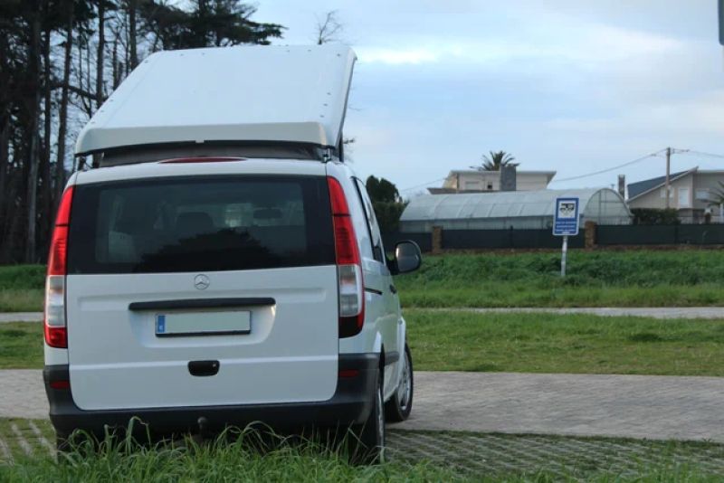 En venta Mercedes-Benz Vito Blanco 2005 Lugo foto 6