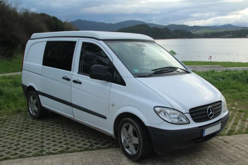 En venta Mercedes-Benz Vito Blanco 2005 Lugo foto 21