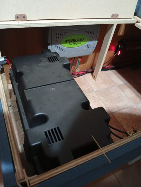 En venta Knaus Euro-Star 650 TK Blanco 2001 Guipúzcoa foto 10