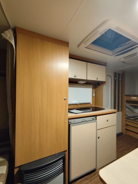 En venta Bürstner 480TK (Tipo 390A) Blanco 2010 Guipúzcoa foto 7