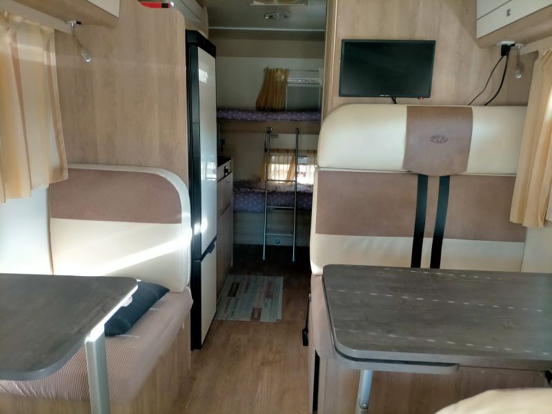 En venta P.L.A. Mister camper 435 Blanco 2016 La Rioja foto 5