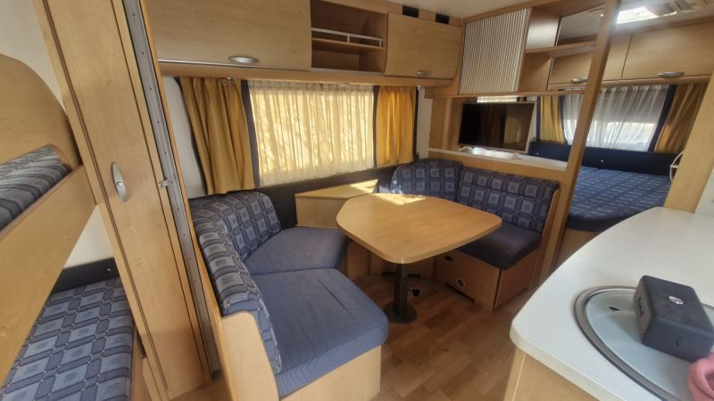 En venta Knaus CARAVAMA SUDWIND 500 FSK 3 AMBIENTES Blanco 2010 Barcelona foto 17