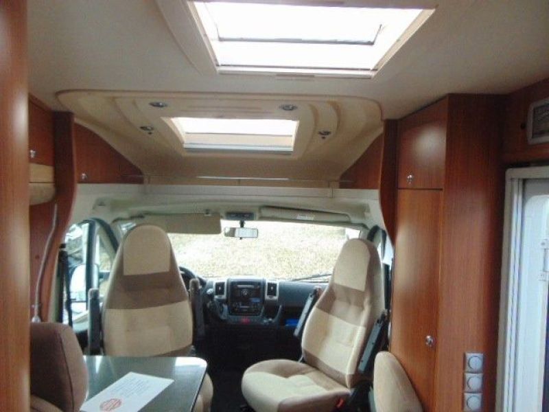 En venta Adria Compact SL Gris 2014 Madrid foto 2