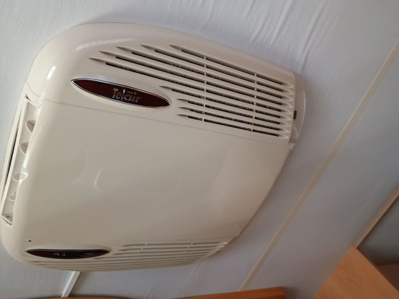 En venta Sunroller Sun Roller Queen 495 Blanco 2001 Madrid foto 4