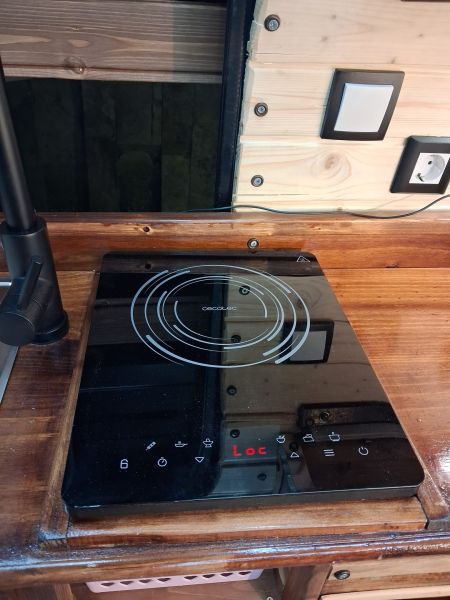 En venta Ford TRANSIT Blanco 2006 Madrid foto 4