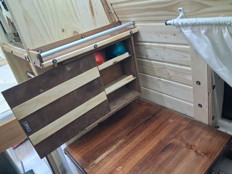 En venta Ford TRANSIT Blanco 2006 Madrid foto 8