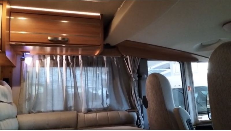 En venta Hymer / Eriba / Hymercar Exsis 688 Blanco 2017 Lleida foto 8
