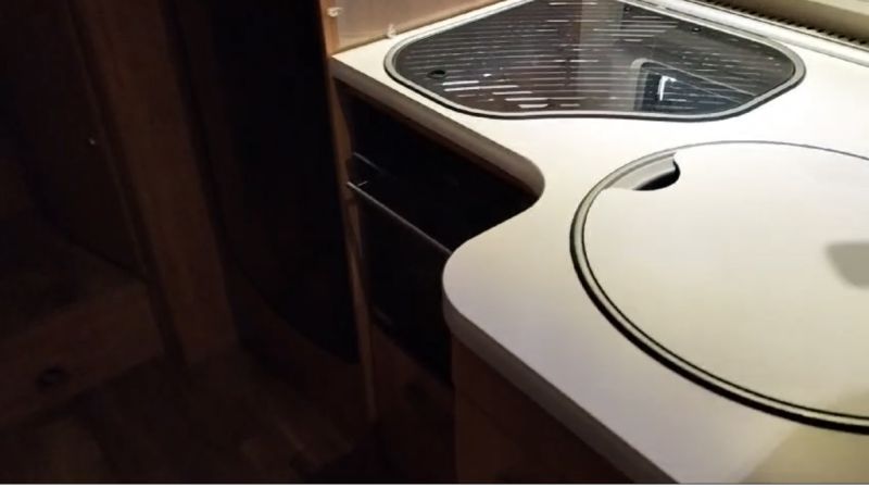 En venta Hymer / Eriba / Hymercar Exsis 688 Blanco 2017 Lleida foto 14